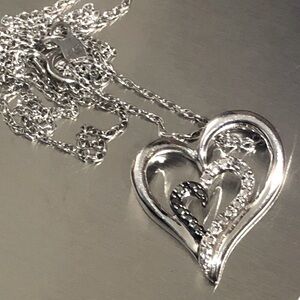 925 Estate Sterling Silver Heart Pendant 24” Necklace and 925 Chain set 2.86g